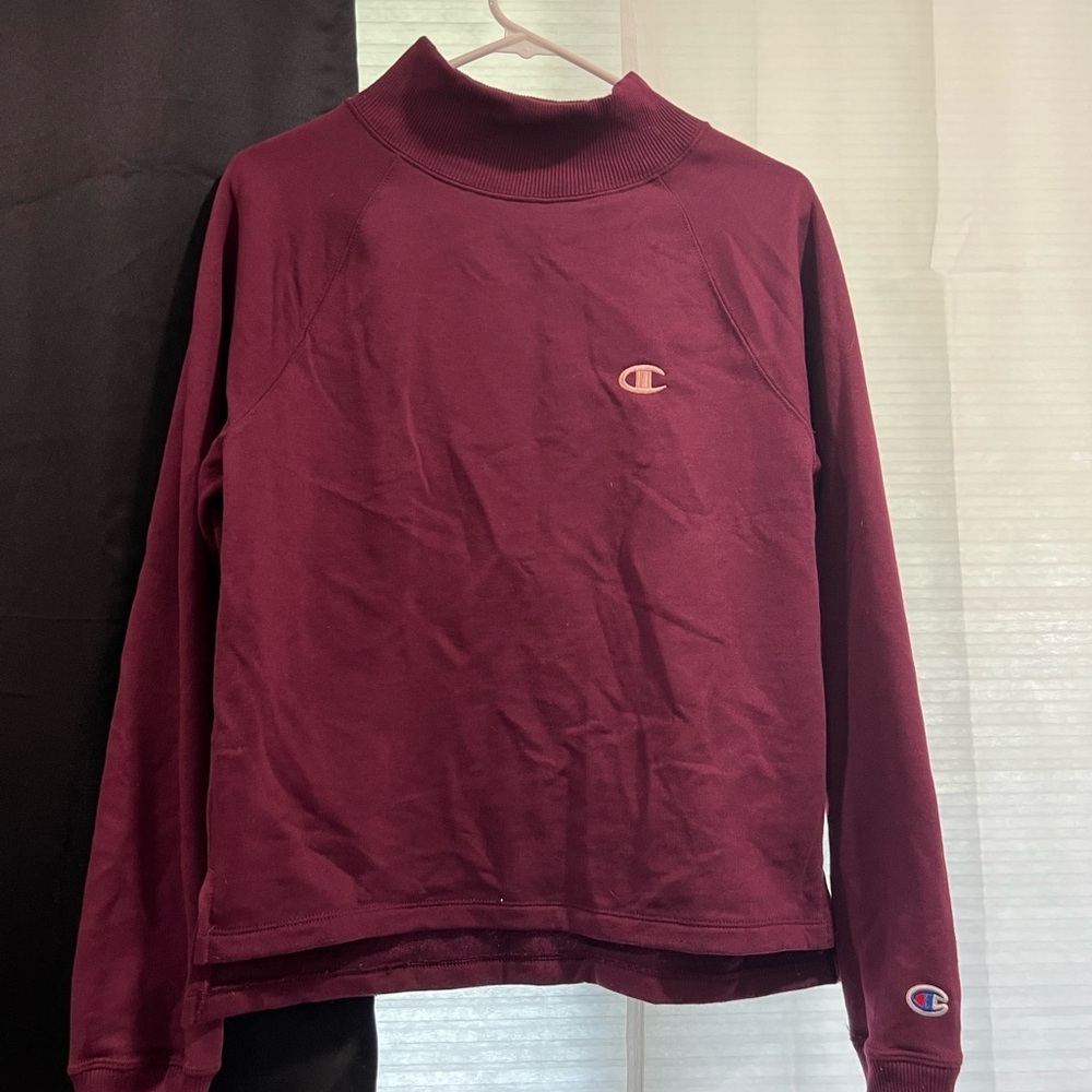 Women’s Champion Burgundy Fleece Athletic Apparel Size Small